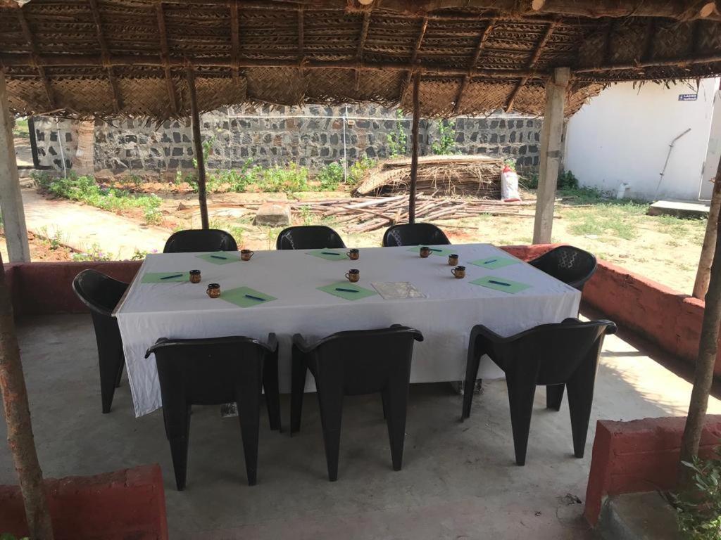 Chan Beach Resort Bahur Exterior photo